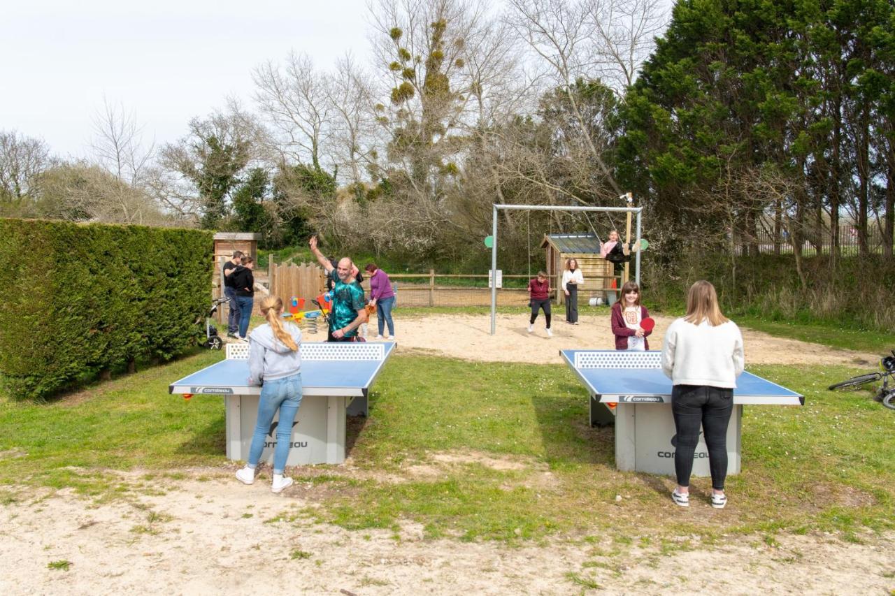 Camping Les Carolins Saint-Lo-d'Ourville エクステリア 写真